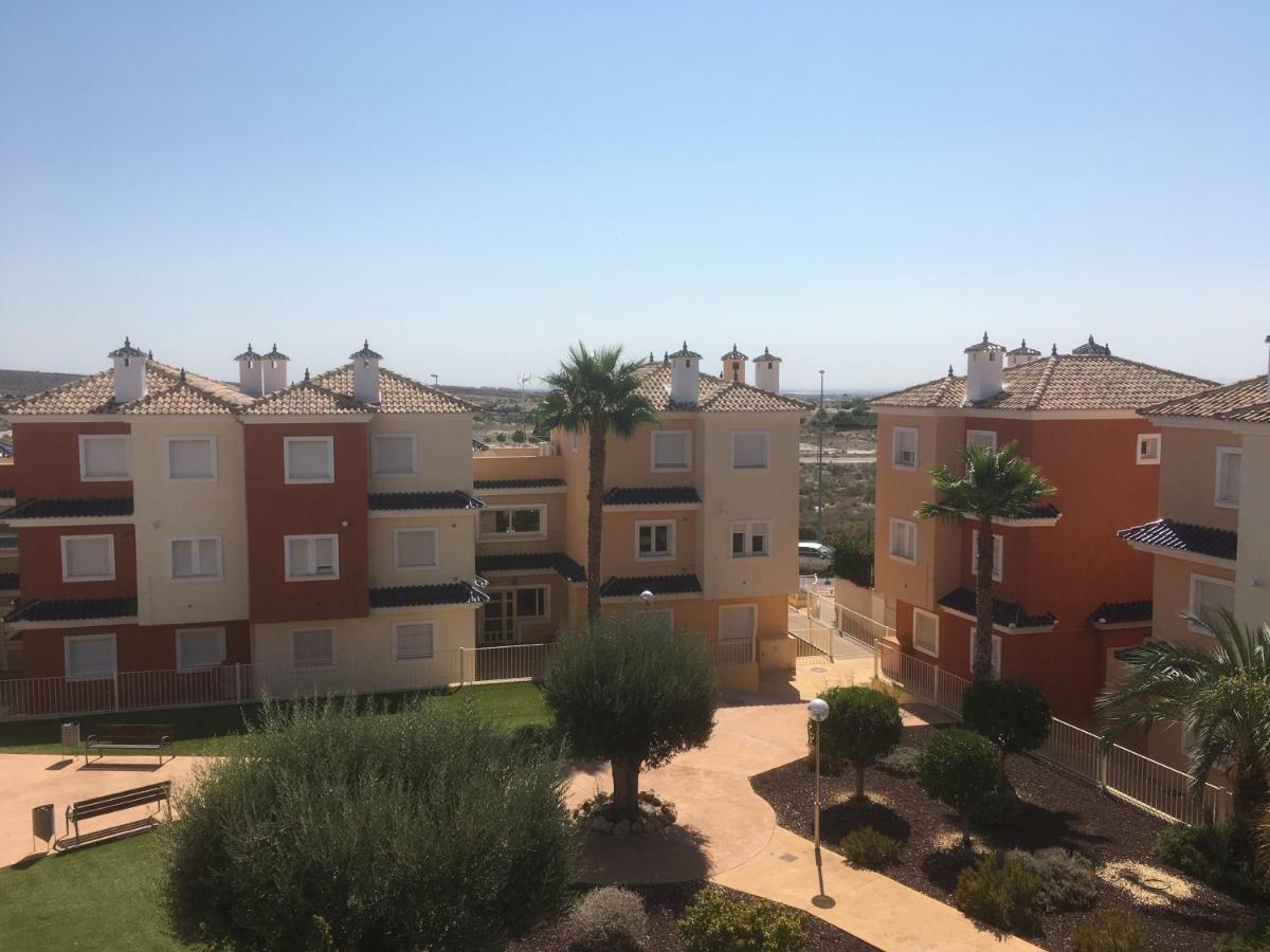 Apartment Residencial Alhambras1 *